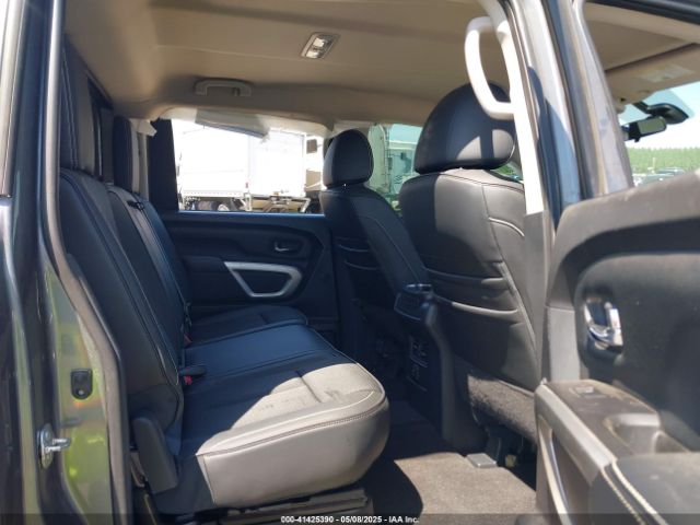 1N6AA1E59JN544848 Nissan Titan Pro-4x