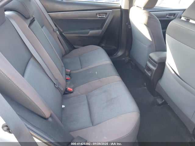 Toyota COROLLA LE 2018 5YFBURHE2JP794346 Image 8