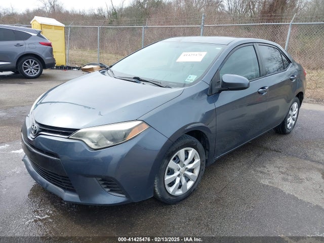 5YFBURHEXFP282146 Toyota COROLLA LE