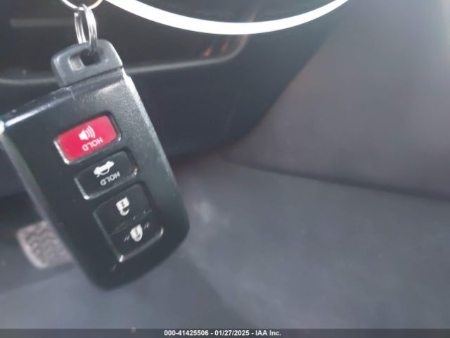 4T1BD1FK7GU194066 Toyota Camry Hybrid Xle