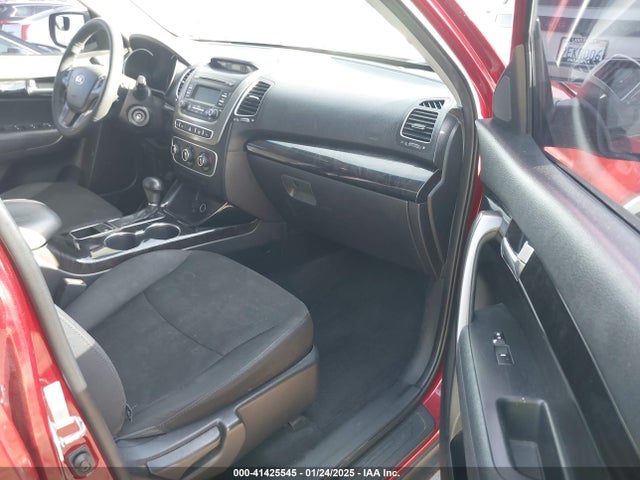5XYKT3A69EG514452 KIA SORENTO LX