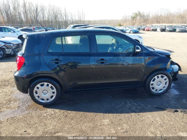 JTKKUPB46E1043810 Scion XD