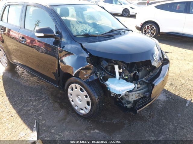 JTKKUPB46E1043810 Scion XD