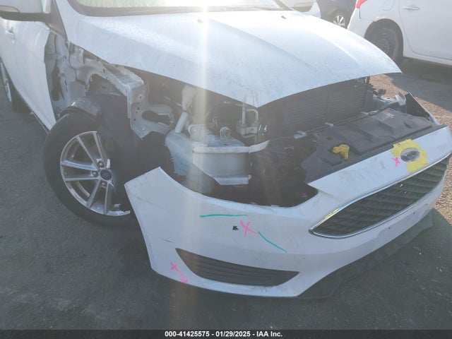 Ford FOCUS SE 2015 1FADP3F20FL334615 Image 6
