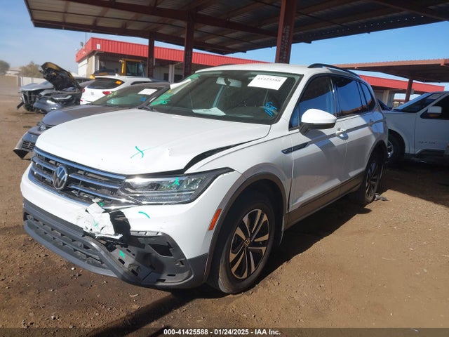 3VV1B7AX2NM001840 Volkswagen Tiguan 2.0t S