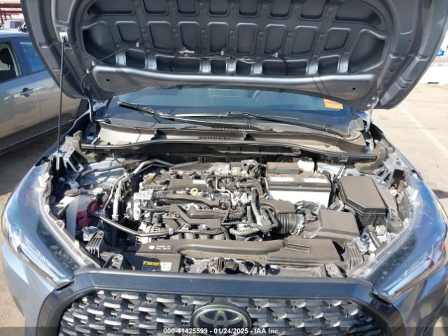 7MUCAAAG6NV028780 Toyota Corolla Cross Le