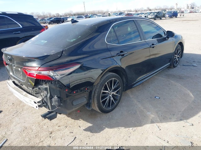 4T1T11AK8PU801399 Toyota CAMRY SE