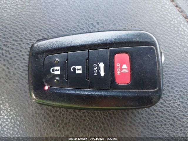 4T1BZ1HK2JU503495 Toyota Camry Xle V6