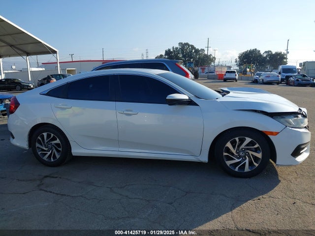 Honda CIVIC EX 2017 19XFC2F76HE206914 Image 13