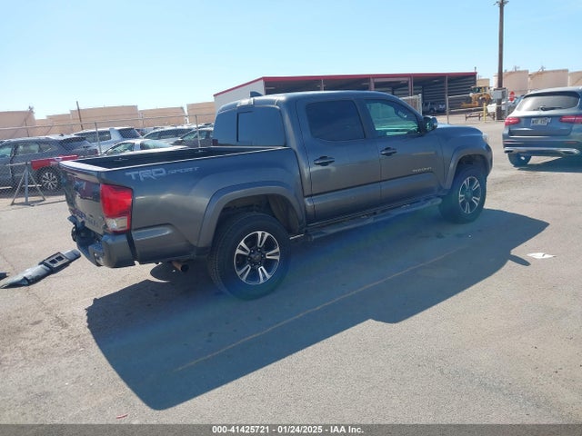 3TMAZ5CN1HM029949 Toyota Tacoma Sr5 V6