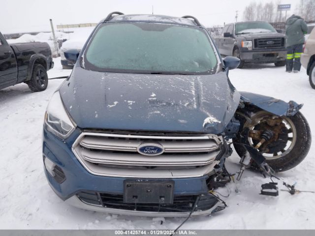 1FMCU9HD8JUC25740 Ford ESCAPE SEL