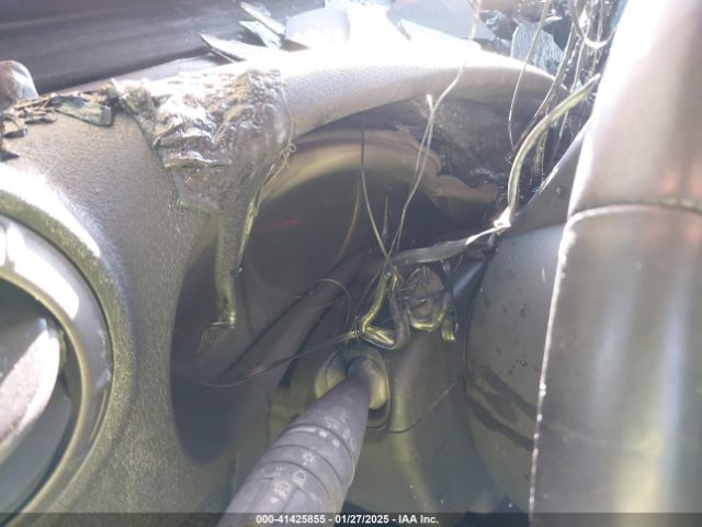 1C4HJWDG0EL299053 Jeep Wrangler Unlimited Sport