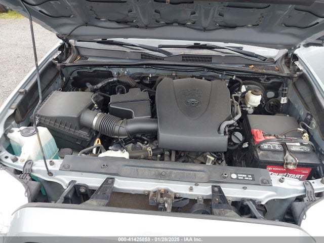 5TFAZ5CNXKX077967 Toyota Tacoma Sr5 V6