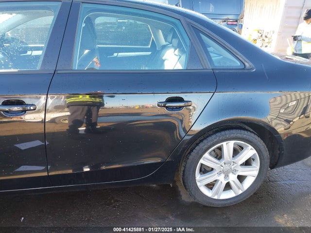 2011 AUDI A4 WAUAFAFL5BN001528 Photo 5