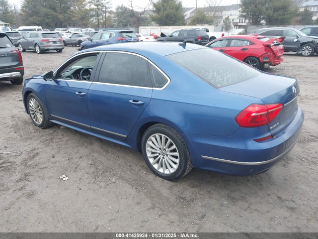 1VWBS7A32GC018266 Volkswagen Passat 1.8t Se