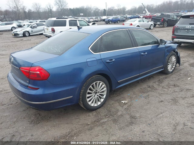 1VWBS7A32GC018266 Volkswagen Passat 1.8t Se