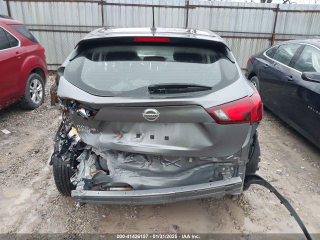 JN1BJ1CP3JW192021 Nissan Rogue Sport S