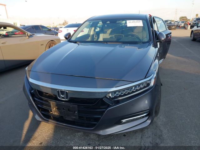 1HGCV3F90JA004424 Honda Accord Hybrid Touring