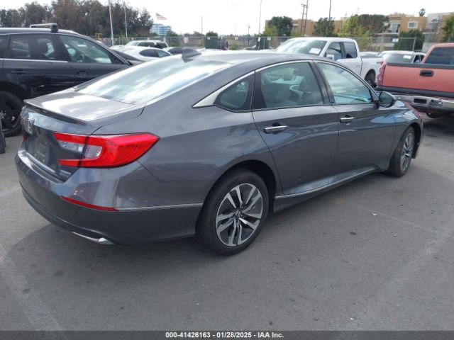 1HGCV3F90JA004424 Honda Accord Hybrid Touring