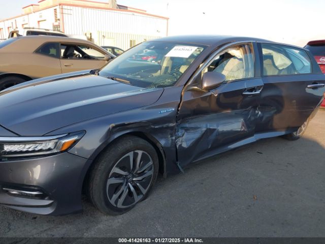 1HGCV3F90JA004424 Honda Accord Hybrid Touring