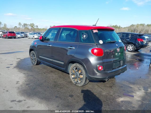 2016 FIAT 500L ZFBCFADH0GZ038032 Photo 2