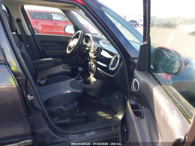 2016 FIAT 500L ZFBCFADH0GZ038032 Photo 4