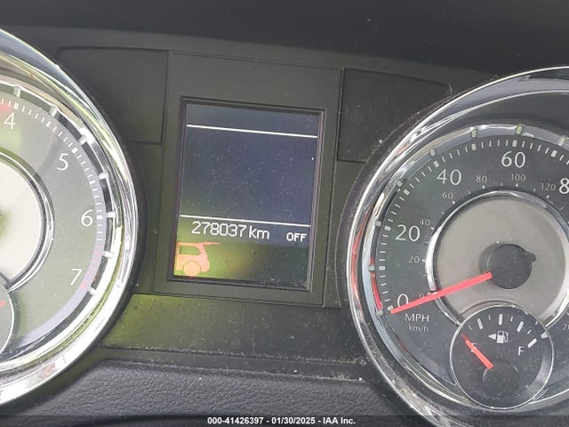 Chrysler Town and Country 2015 2C4RC1BG3FR544523 Image 31