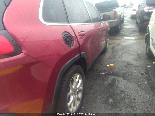 1C4PJLCB7EW249412 Jeep Cherokee Latitude