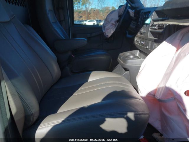 1GCZGGFG8K1370044 Chevrolet Express 3500 Work Van