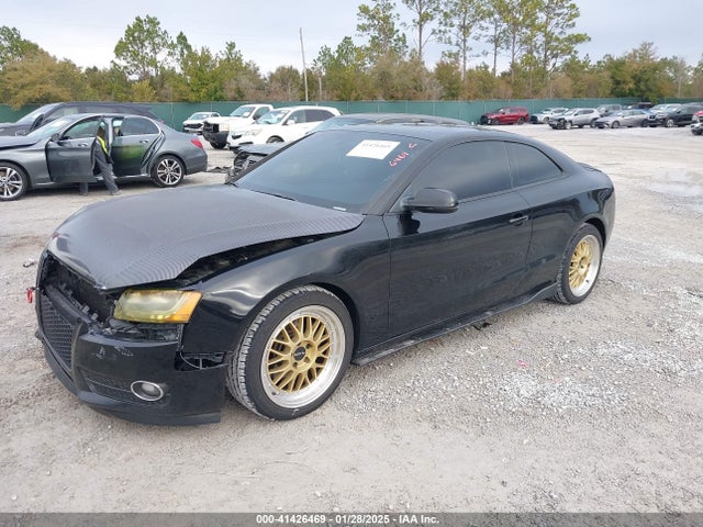 2010 AUDI A5 WAULFAFR1AA037011 Photo 1