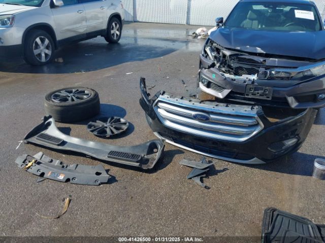 1FMCU0GD0HUC43317 Ford ESCAPE SE