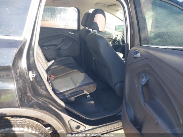 1FMCU0GD0HUC43317 Ford ESCAPE SE