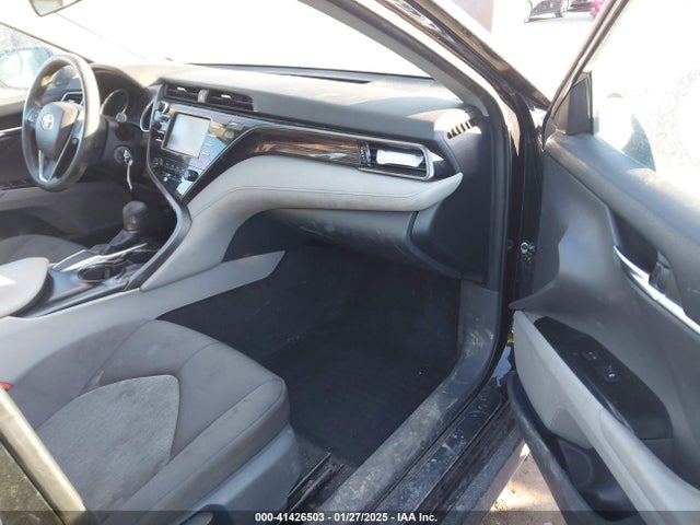 Toyota CAMRY LE 2019 4T1B11HK2KU198072 Image 5