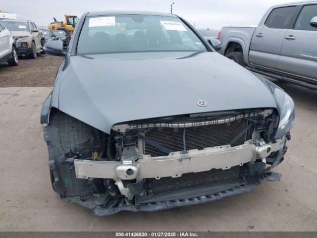 WDDWF4JB3JR321596 Mercedes-Benz C 300