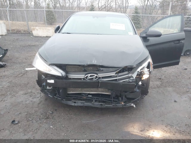 5NPD84LF7LH600930 Hyundai ELANTRA SEL