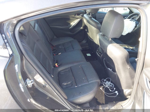 JM1GL1V58H1124104 Mazda Mazda6 Touring