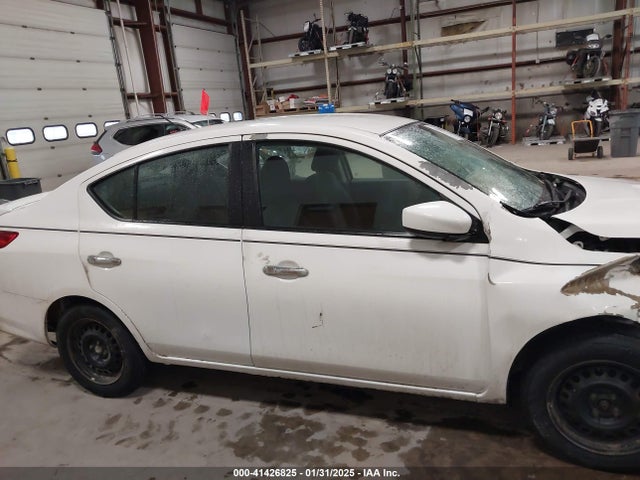 3N1CN7AP9JL839266 Nissan Versa 1.6 Sv