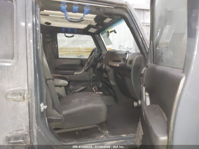 1C4BJWDG0JL867687 Jeep Wrangler Jk Unlimited Sport 4x4
