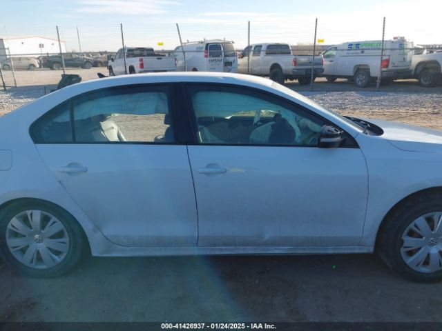 3VWD17AJXEM295883 Volkswagen Jetta 1.8t Se