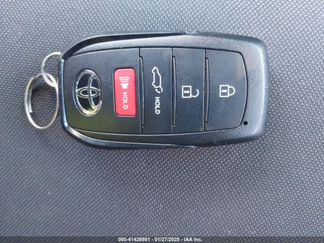 JTEAAAAH4RJ181490 Toyota VENZA LE