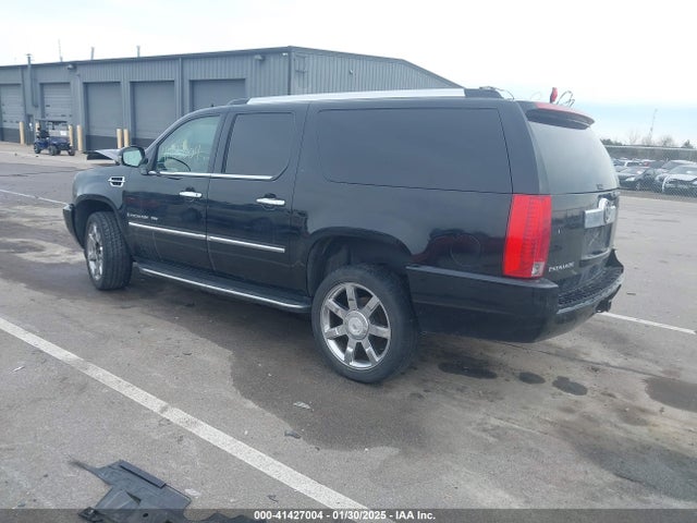 2007 CADILLAC ESCALADE ESV 1GYFK66877R242532 Photo 2