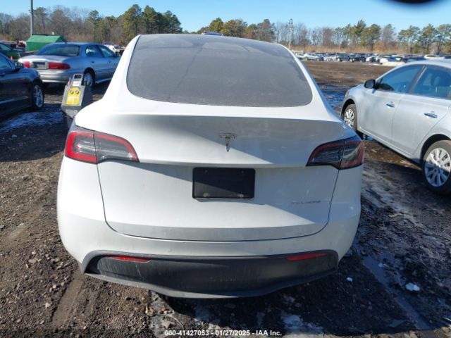 7SAYGDEE5NF562725 Tesla Model Y Long Range Dual Motor All-wheel Drive