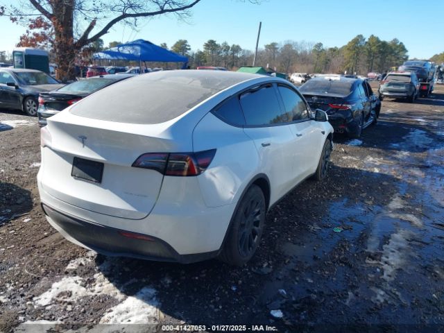 7SAYGDEE5NF562725 Tesla Model Y Long Range Dual Motor All-wheel Drive