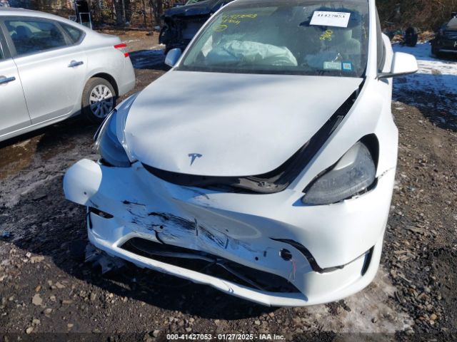 7SAYGDEE5NF562725 Tesla Model Y Long Range Dual Motor All-wheel Drive