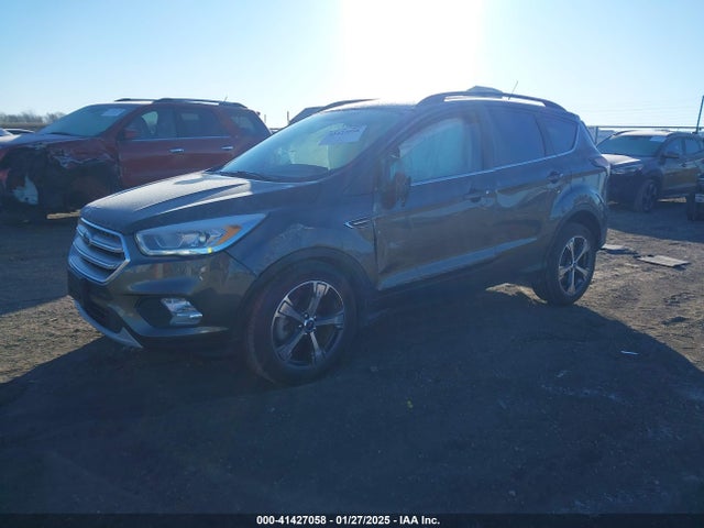 1FMCU0HDXJUD21851 Ford ESCAPE SEL
