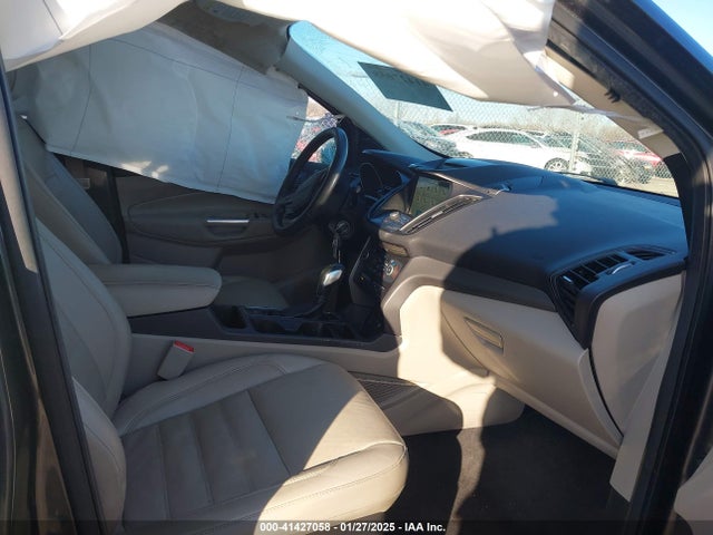 1FMCU0HDXJUD21851 Ford ESCAPE SEL