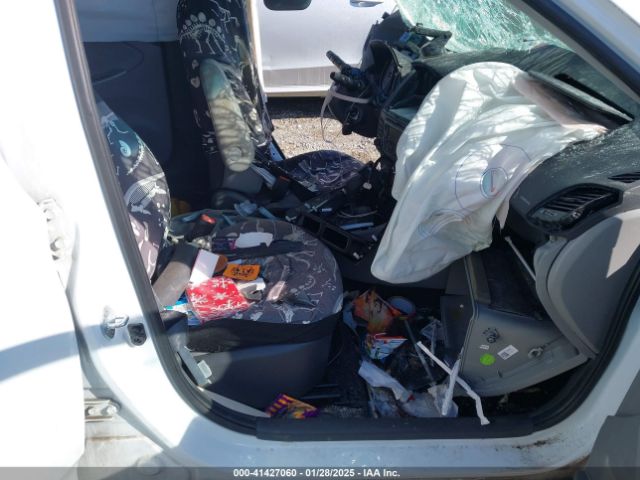 KMHCT5AE5HU325531 Hyundai ACCENT SE