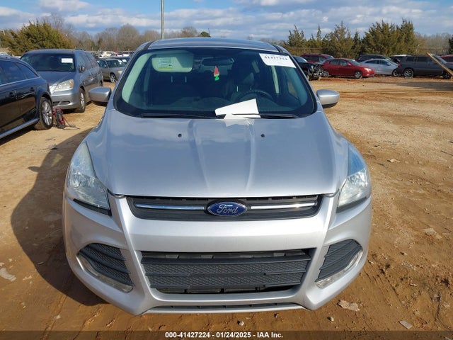 1FMCU0G7XGUB87914 Ford ESCAPE SE
