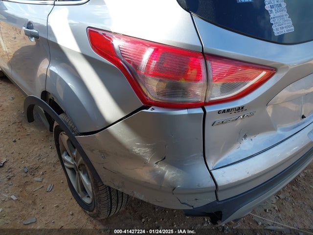 1FMCU0G7XGUB87914 Ford ESCAPE SE