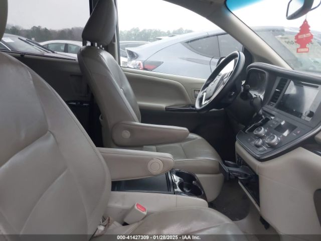 5TDYZ3DC4HS784545 Toyota Sienna Xle/limited